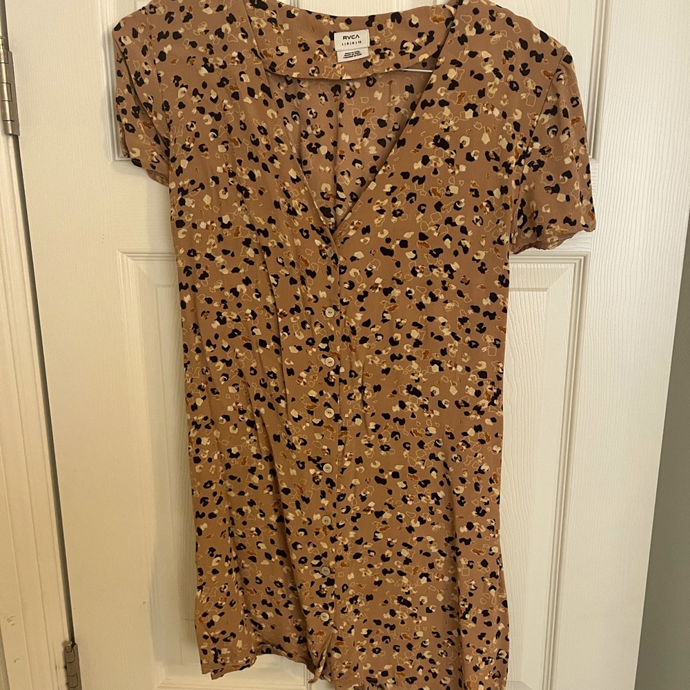 Cute short Shift dress!